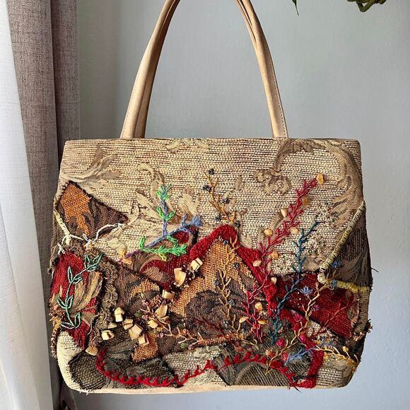 Vintage Bagteria Embellished Tapestry Handbag – Beaded & Textured Design - Picture 1 of 5